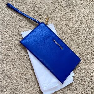 NWT Michael Kors blue clutch/ wristlet